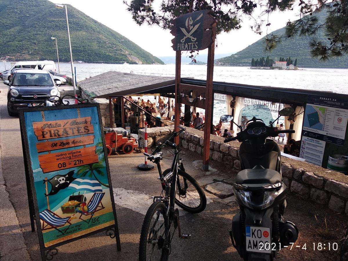 Old House Perast Apartment ภายนอก รูปภาพ