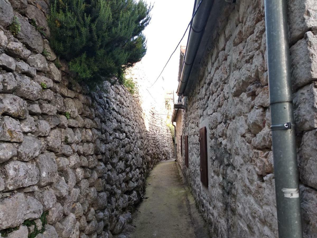Old House Perast Apartment ภายนอก รูปภาพ